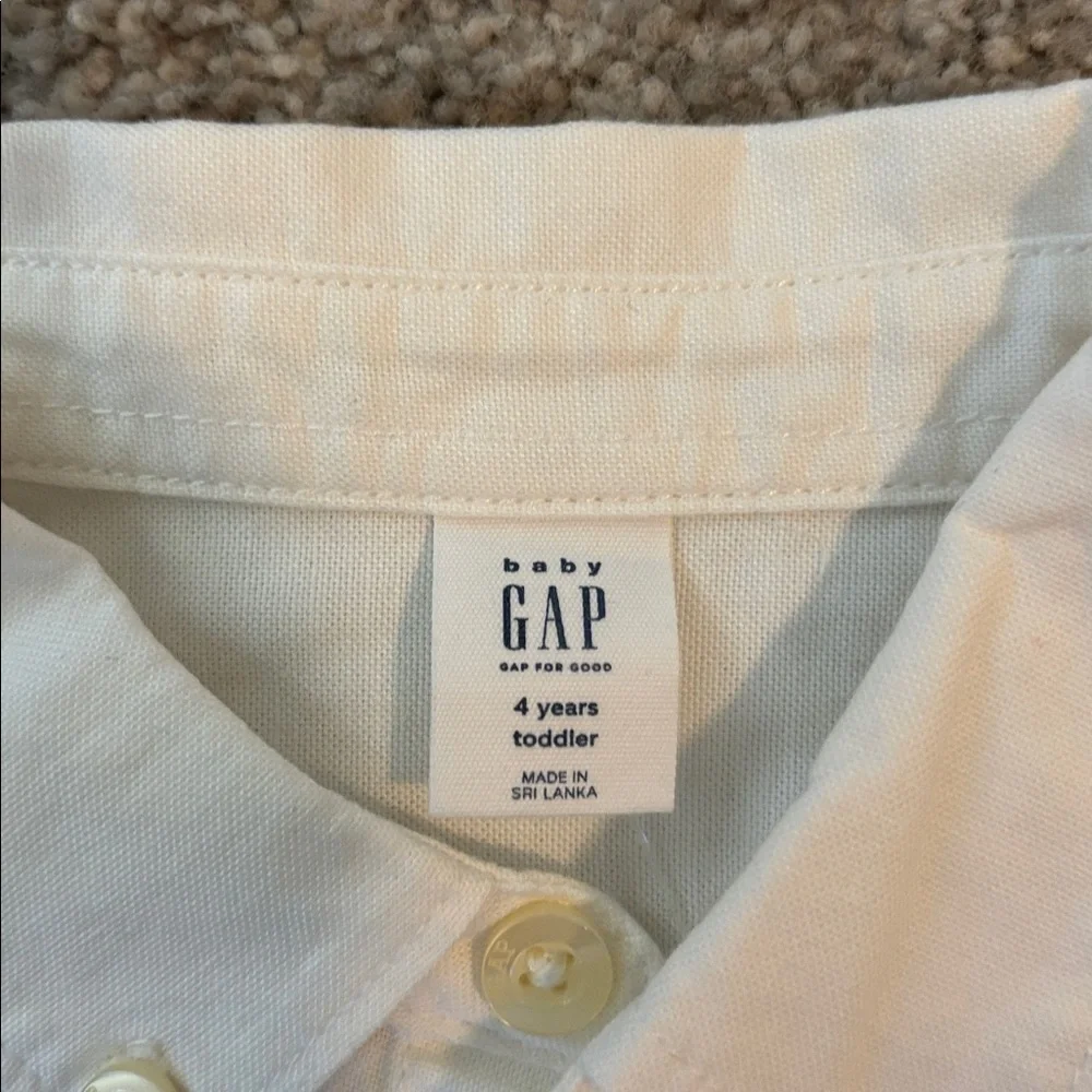 Classic White Kids Shirt Gap 4T New!! NWOT